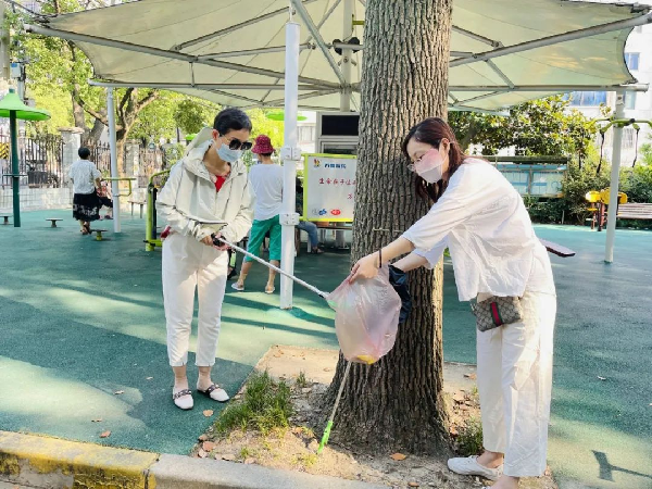 树“清洁家园”风向标，创文明城区新面貌——奉贤区实验小学党支...